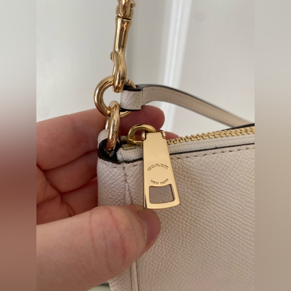 Coach Saffiano Leather Cream Crossbody Bag / Top Handle Pouch | Style F25591 | - Picture 8 of 13